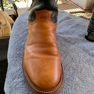 Hot! Justin 12 D ropers! Good condition.